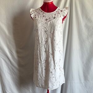 MM124 Monteau White Lace Mini Dress